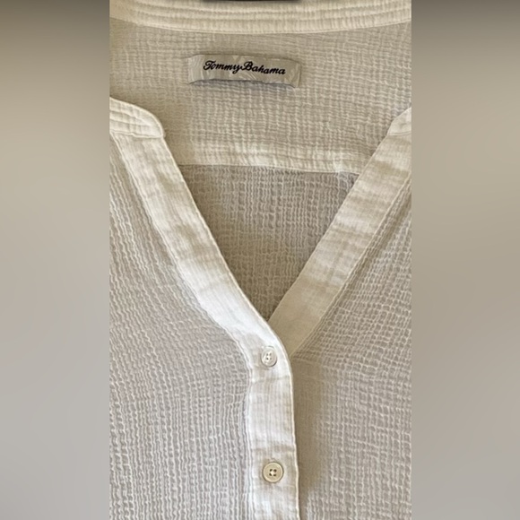 Tommy Bahama Ladies Cream Top Size Medium - Picture 4 of 4